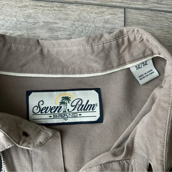 Seven Palm Silky Hawaii Button  Down Shirt - Picture 8 of 13